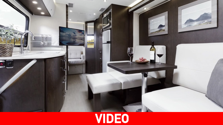 Απίστευτο αυτοκινούμενο… τροχόσπιτο